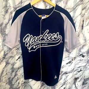 Adidas NY Yankees Derek Jeter Jersey (Stitched) women X small